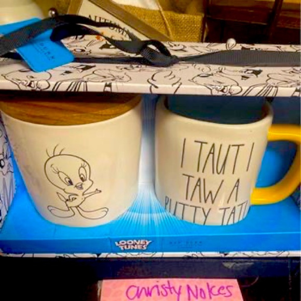 Rae dunn looney tunes set